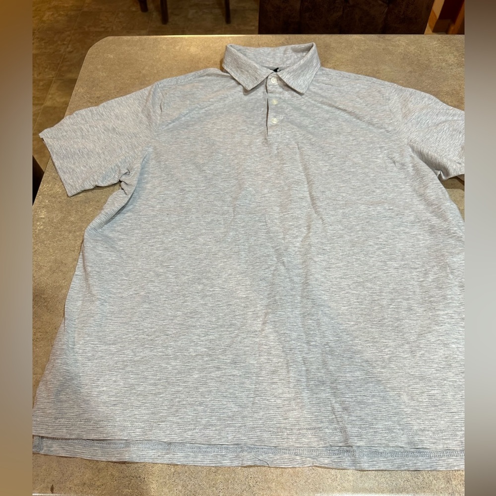 Men’s Kirklands shirt size XL